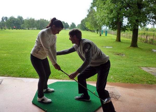 Vuoi imparare a giocare a golf ? Le nostre proposte